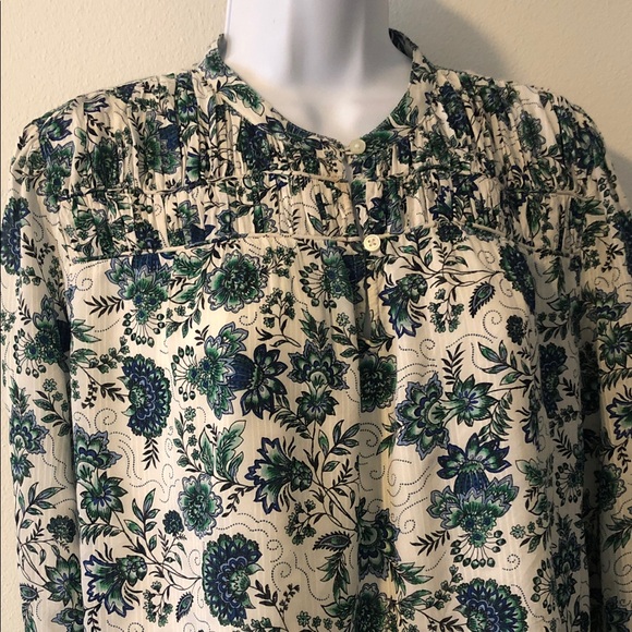 Loft Top - Picture 2 of 7